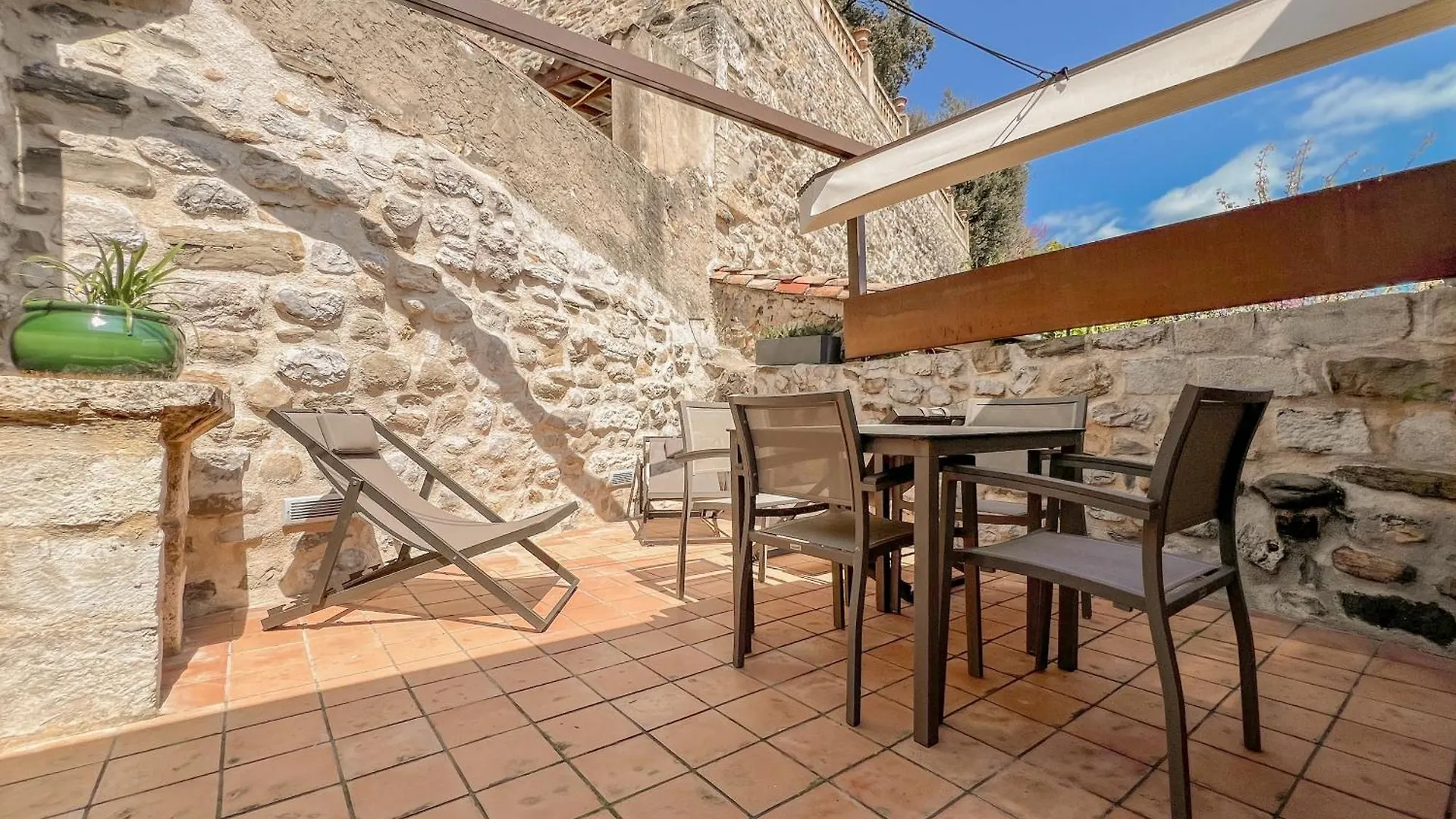 Can Bona Casa Espectacular Duplex Con Terraza Besalú